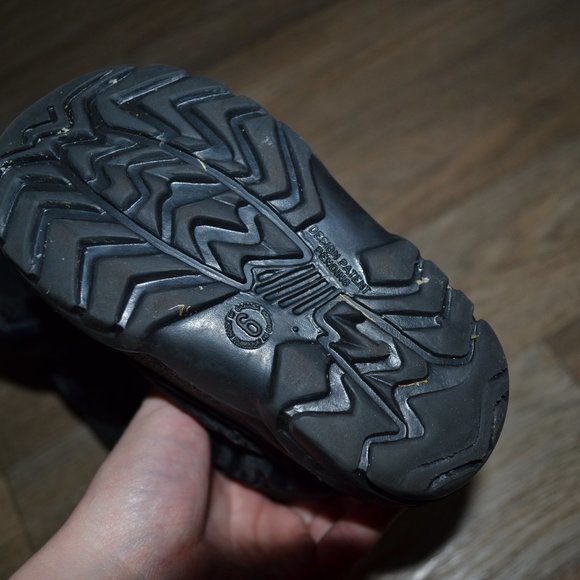 Kamik Black Insulated Waterproof Snow Boot Unisex Size 6 - Picture 4 of 5